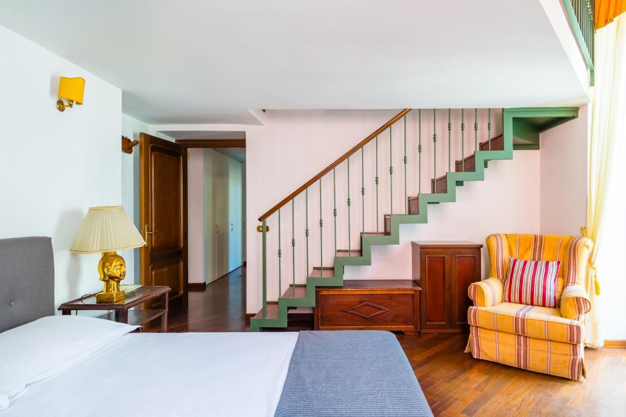 Grand Classic Apartment At San Martino By Napoliapartments Zewnętrze zdjęcie