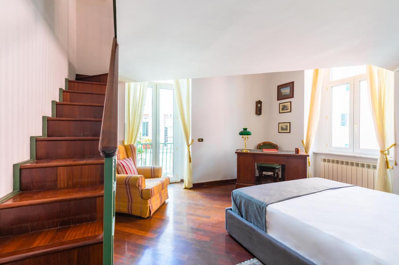 Grand Classic Apartment At San Martino By Napoliapartments Zewnętrze zdjęcie