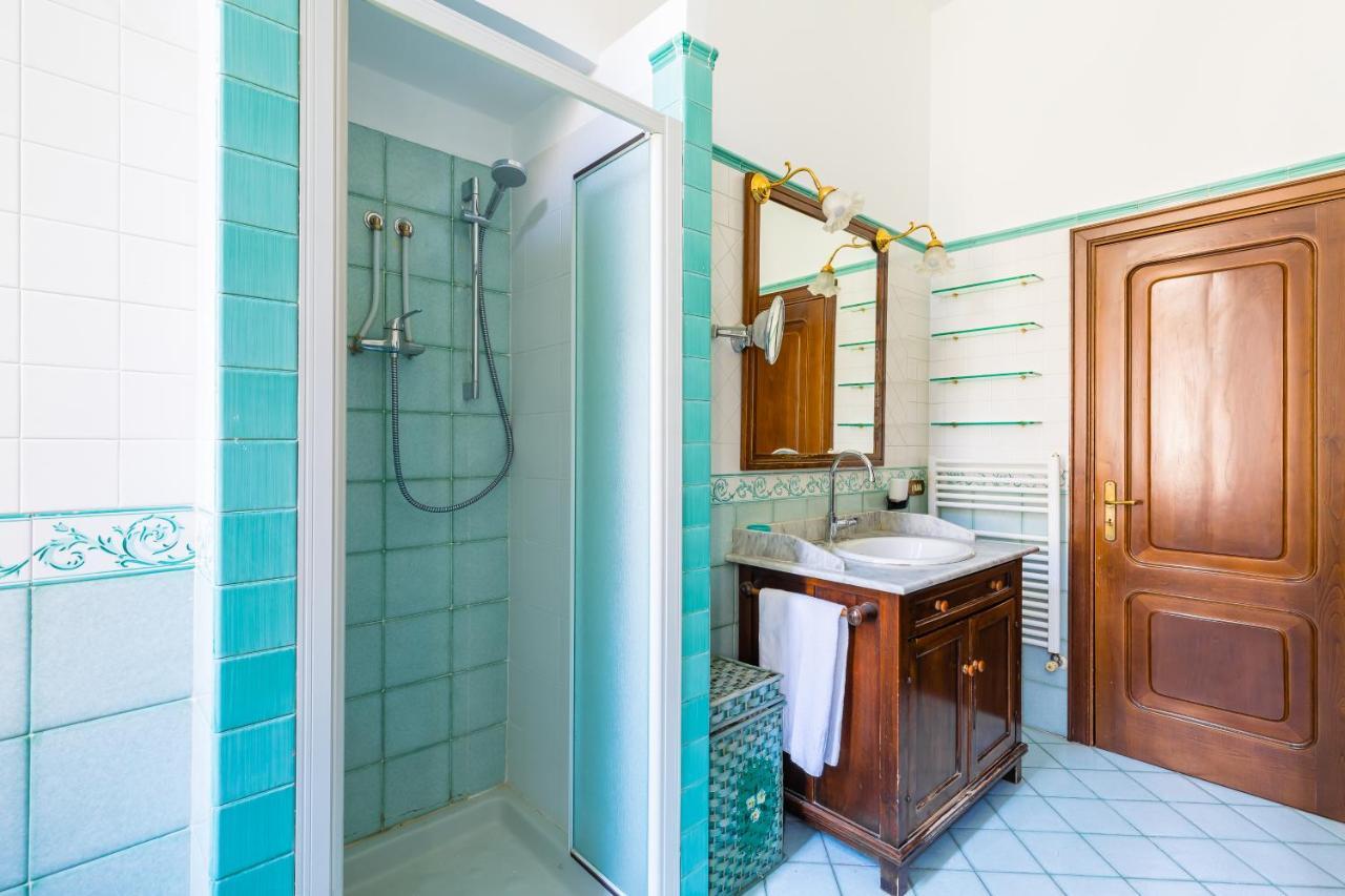 Grand Classic Apartment At San Martino By Napoliapartments Zewnętrze zdjęcie