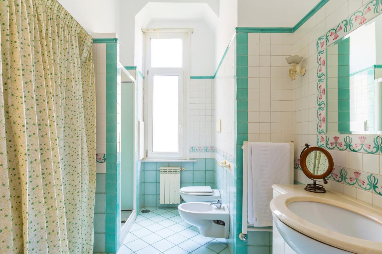 Grand Classic Apartment At San Martino By Napoliapartments Zewnętrze zdjęcie