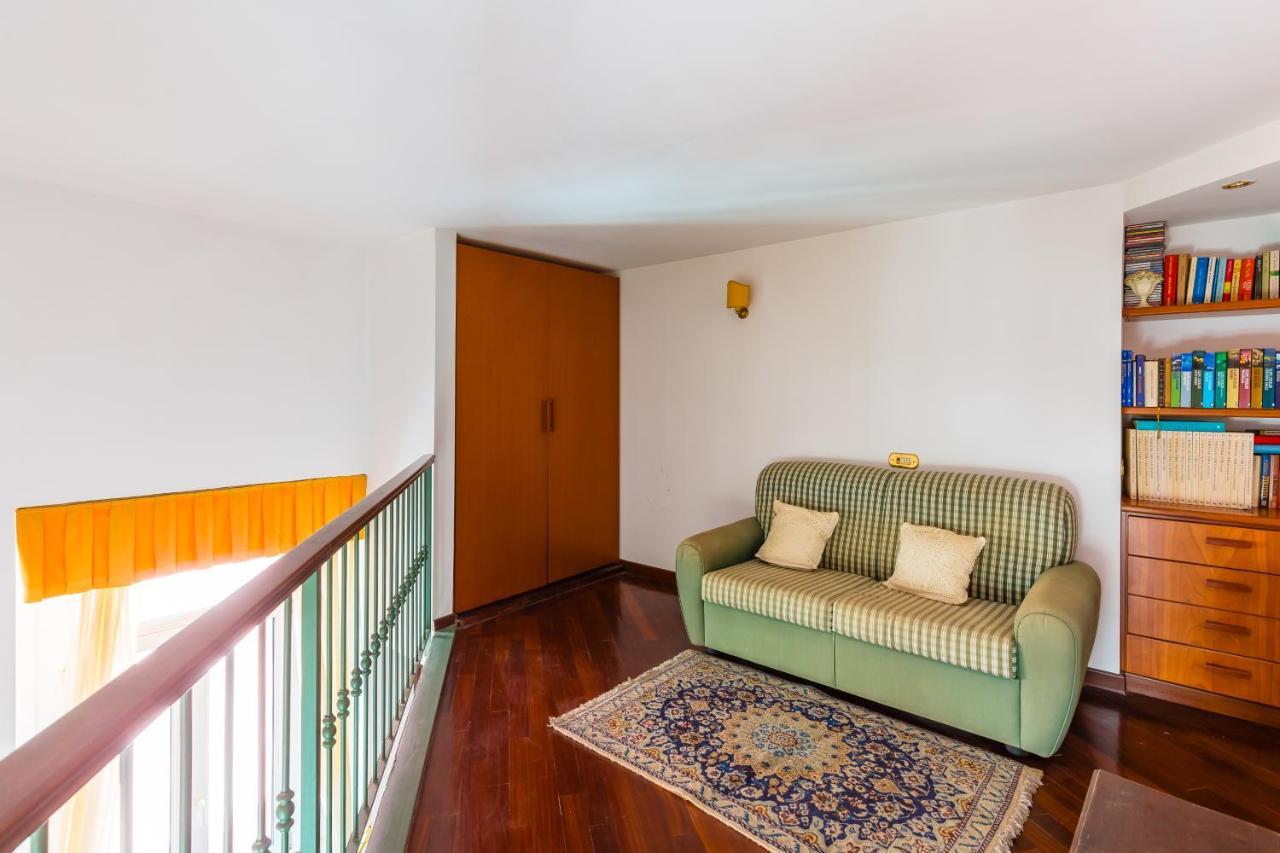 Grand Classic Apartment At San Martino By Napoliapartments Zewnętrze zdjęcie