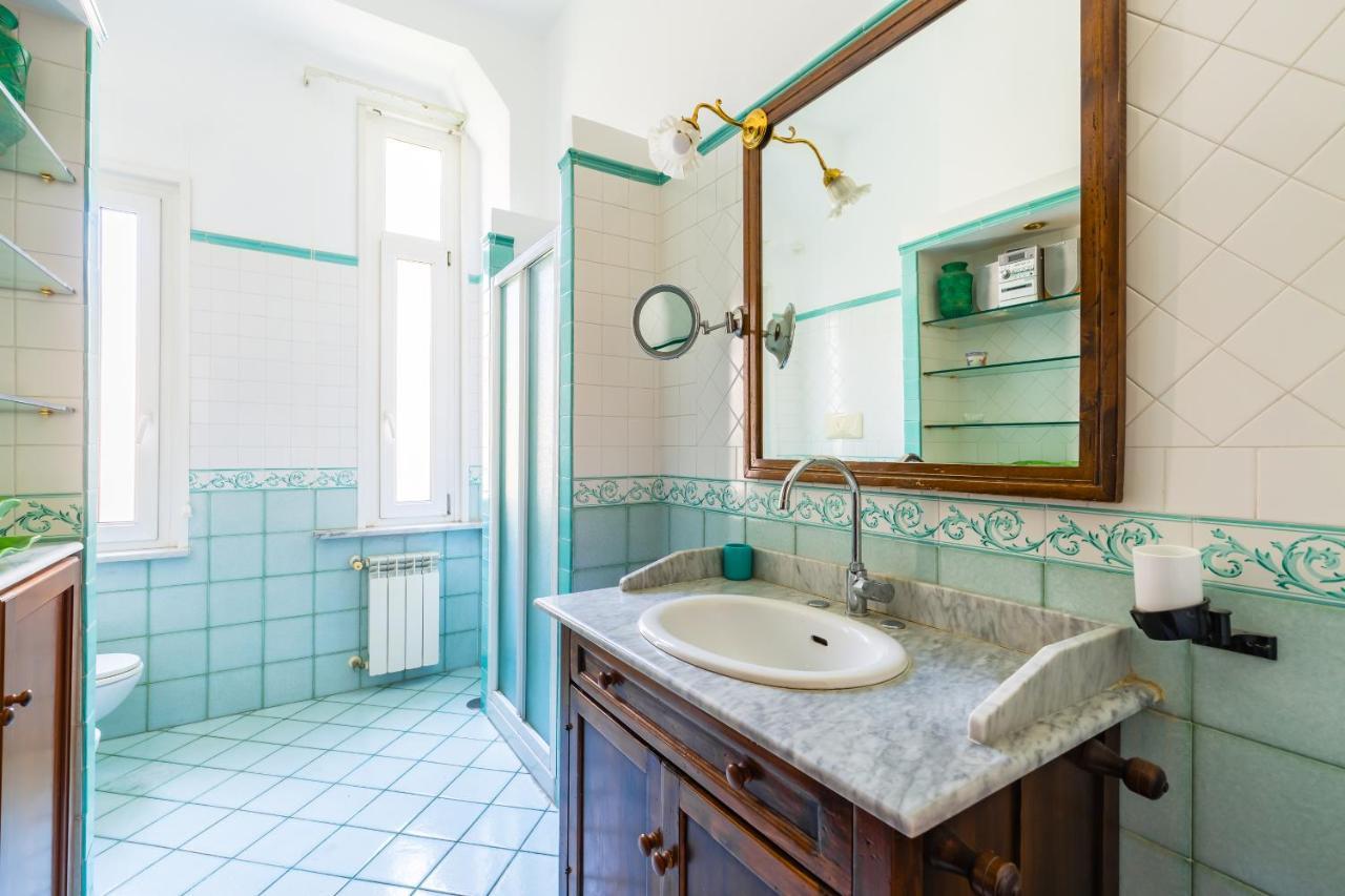 Grand Classic Apartment At San Martino By Napoliapartments Zewnętrze zdjęcie