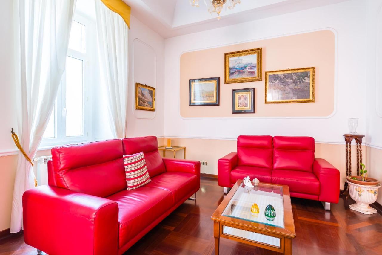 Grand Classic Apartment At San Martino By Napoliapartments Zewnętrze zdjęcie
